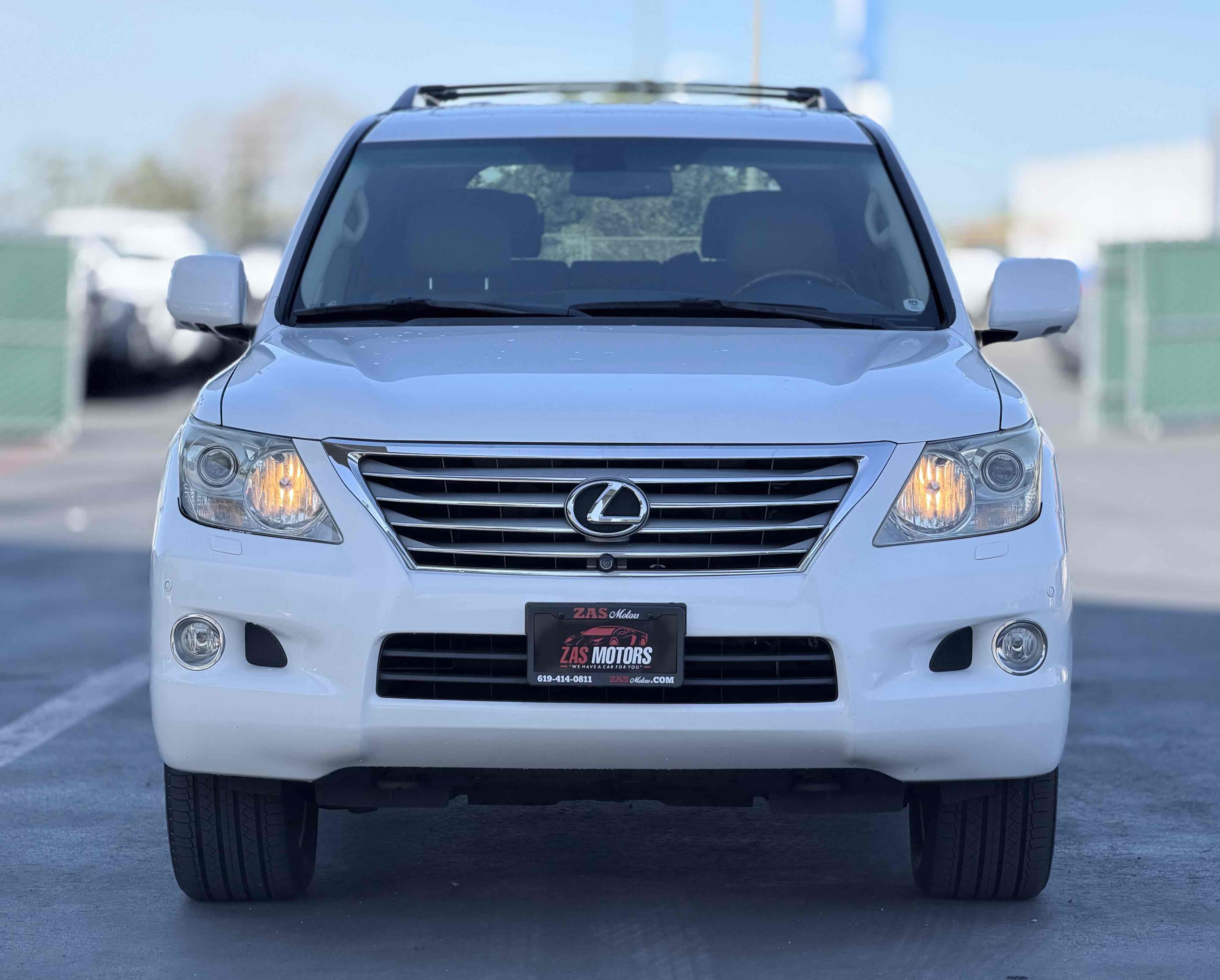 Used 2008 Lexus LX 570 4WD image 2