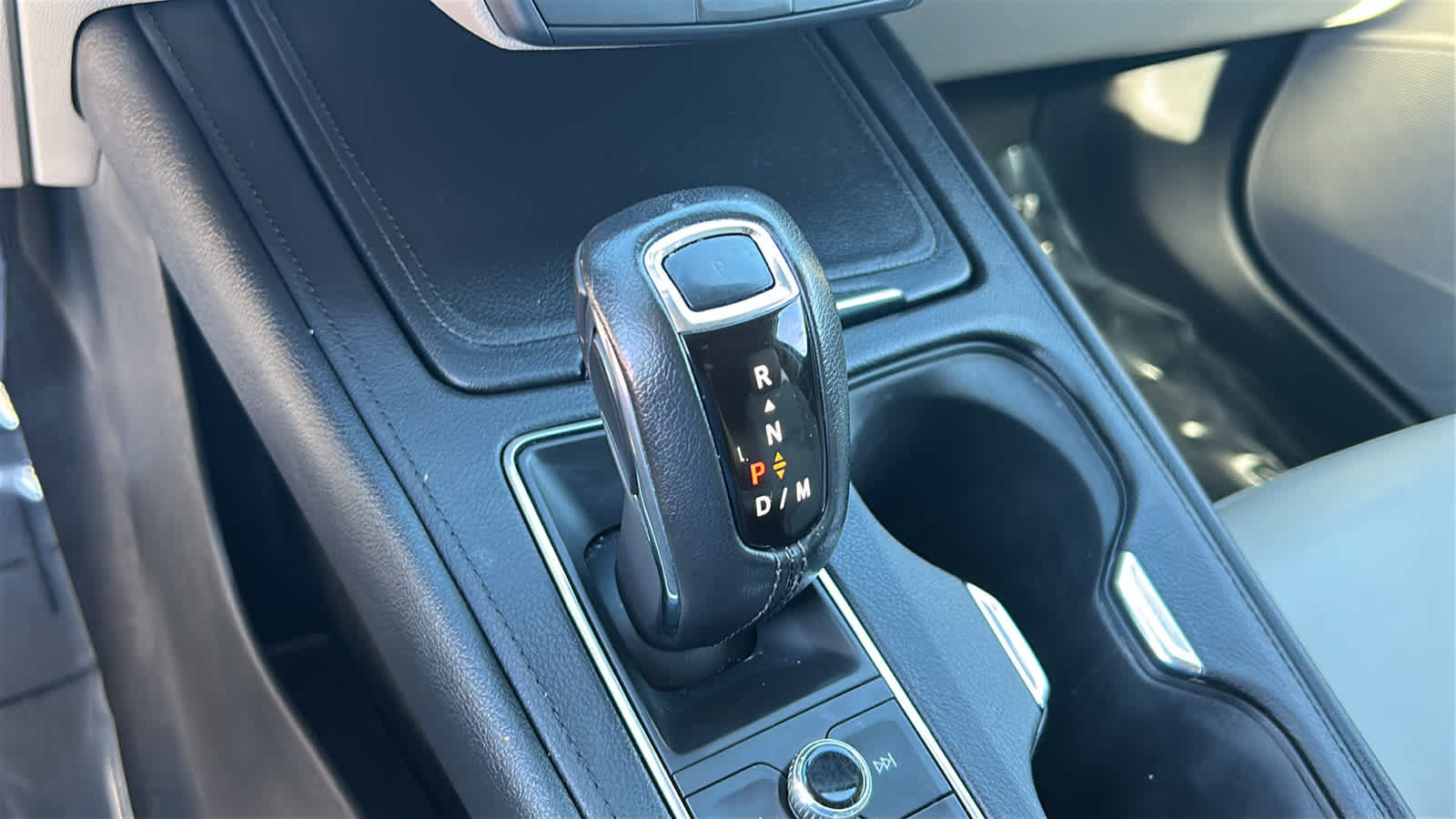 Used 2019 Cadillac XT4 Luxury FWD image 13
