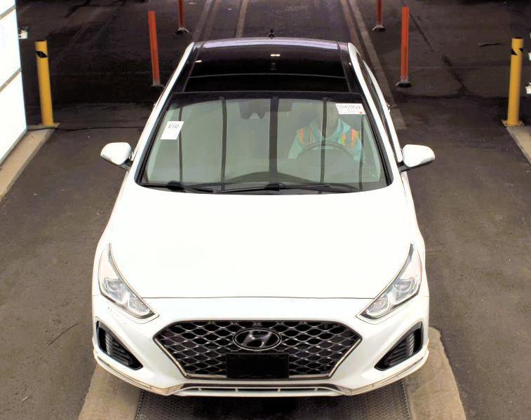 Used 2019 Hyundai Sonata Limited w/ Ultimate Package 04 image 5