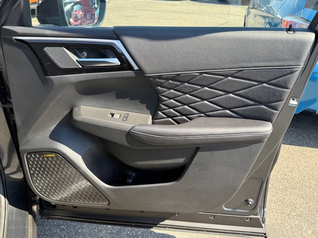 New 2026 Mitsubishi Outlander SEL Black Edition FWD image 18