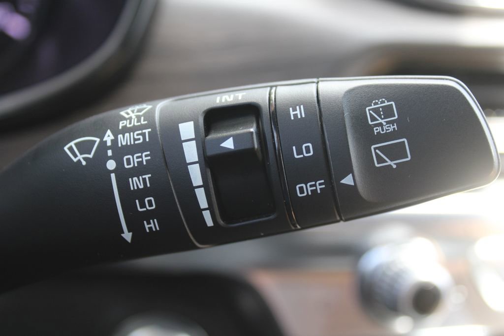 Used 2022 Kia Telluride SX w/ Towing Package FWD image 36