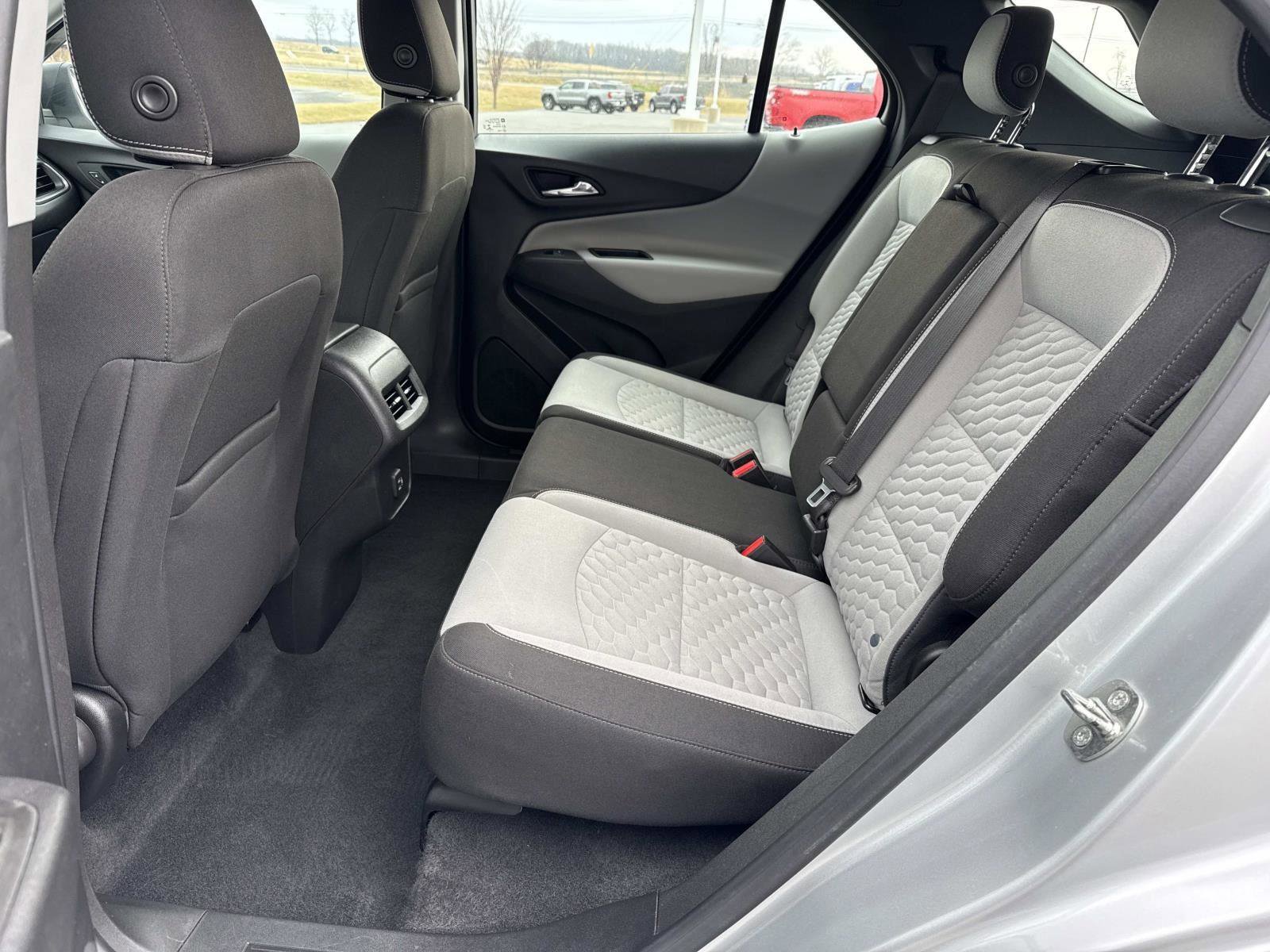 Used 2020 Chevrolet Equinox LS image 21