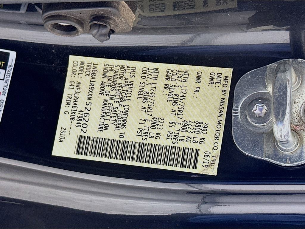 Used 2019 Nissan Titan S image 25