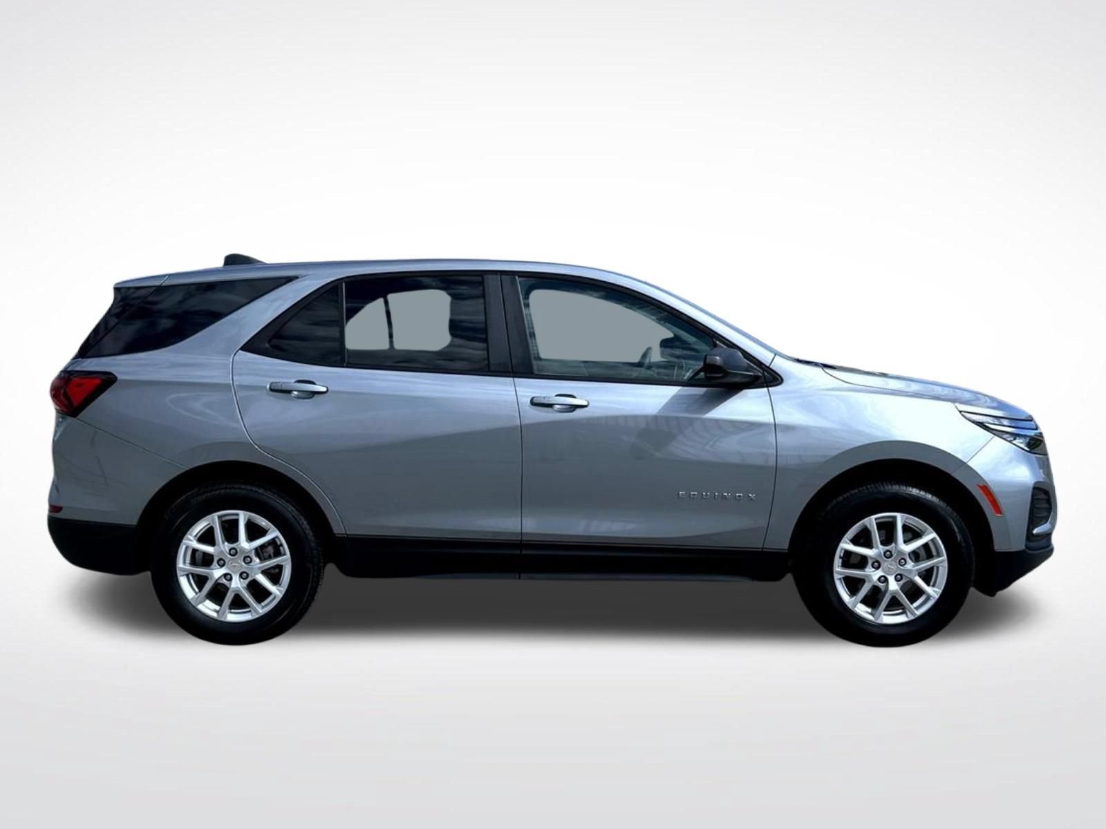 Certified 2024 Chevrolet Equinox LS w/ LS Convenience Package AWD/4WD image 5