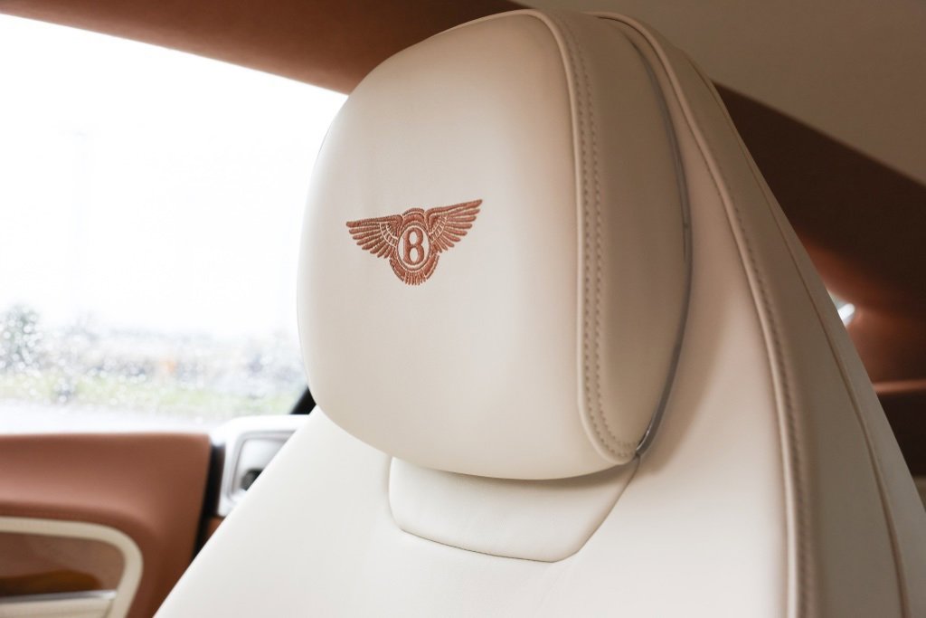 Used 2024 Bentley Continental GT image 15