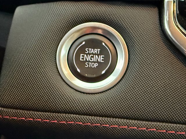 Used 2024 Chevrolet Colorado Z71 w/ Z71 Convenience Package 2 image 13