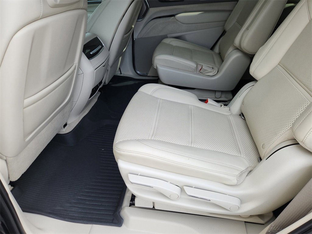 Used 2021 Cadillac Escalade Sport Platinum image 9