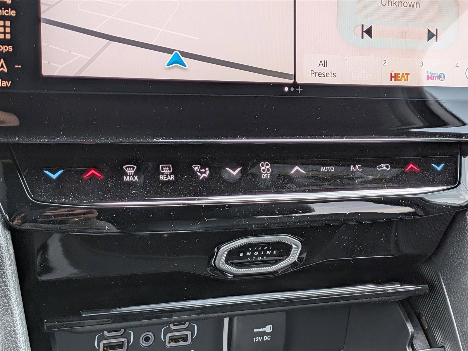 New 2026 Jeep Grand Cherokee Altitude AWD/4WD image 13
