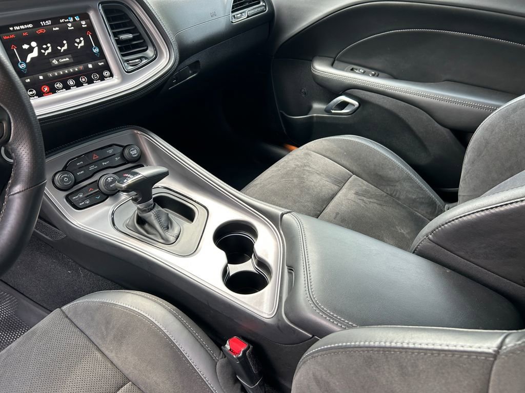 Used 2023 Dodge Challenger R/T w/ Plus Package image 20
