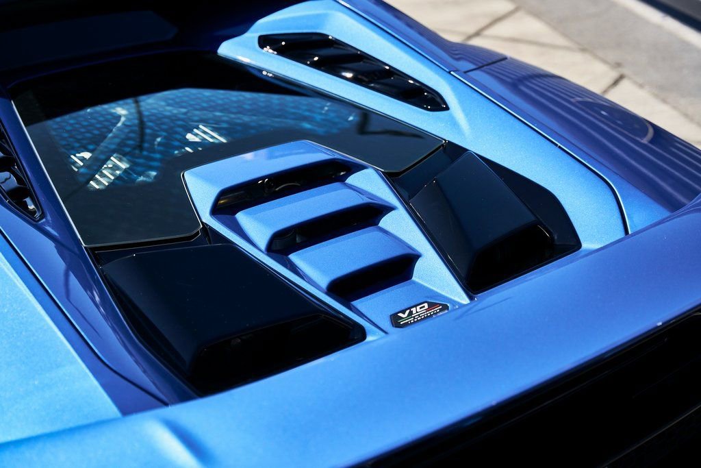 Used 2024 Lamborghini Huracan Tecnica image 13