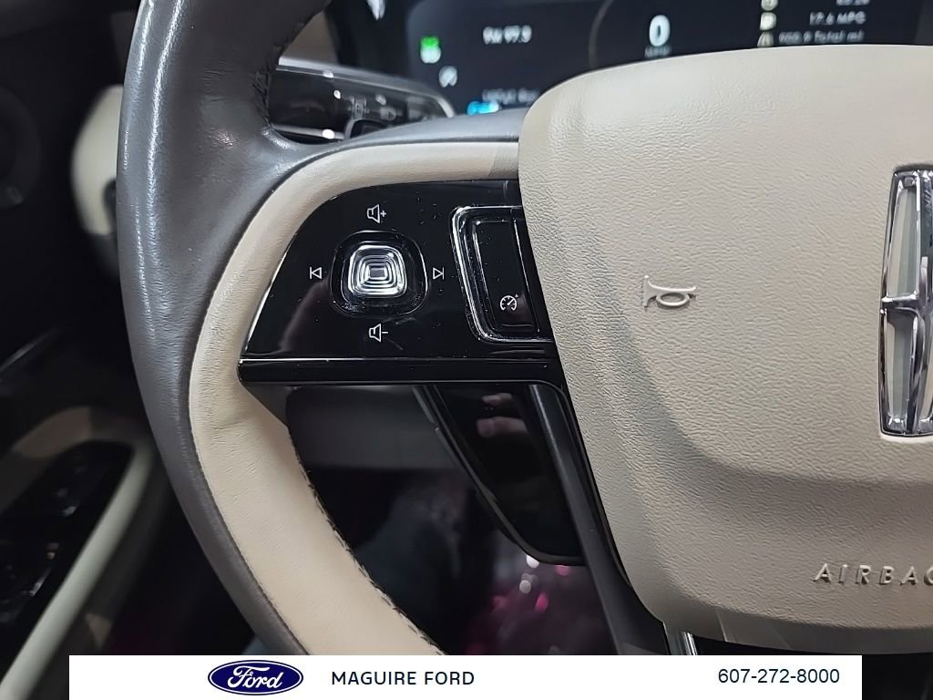 Used 2021 Lincoln Corsair Reserve w/ Sport Package image 23