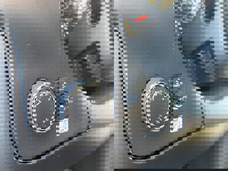 Used 2021 GMC Savana 3500 Extended w/ Power Convenience Package image 21