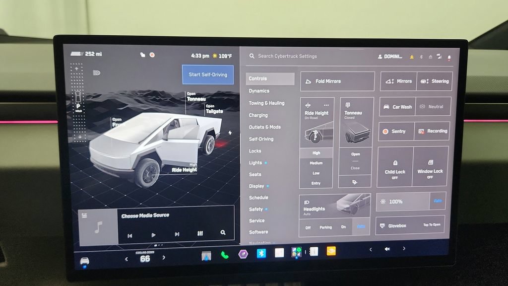 Used 2024 Tesla Cybertruck AWD Crew Cab image 17