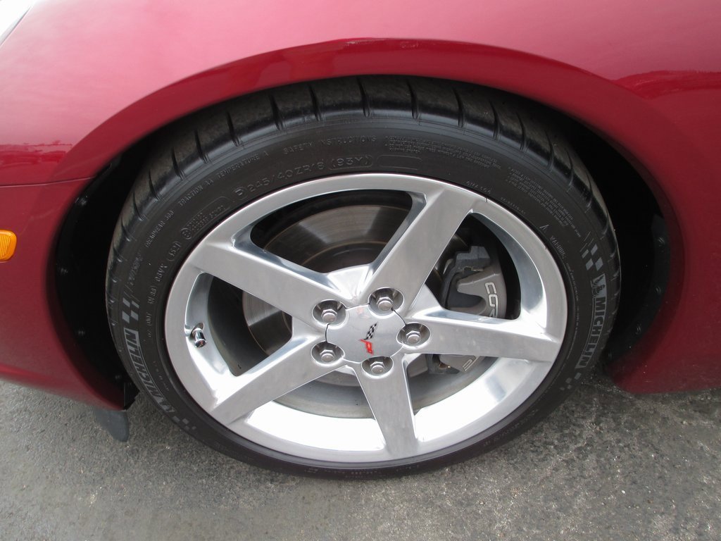 Used 2006 Chevrolet Corvette Convertible w/ Preferred Equipment Group image 11