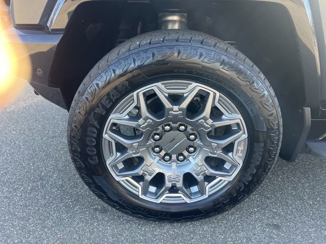 Used 2025 GMC Hummer EV 3X AWD/4WD image 10