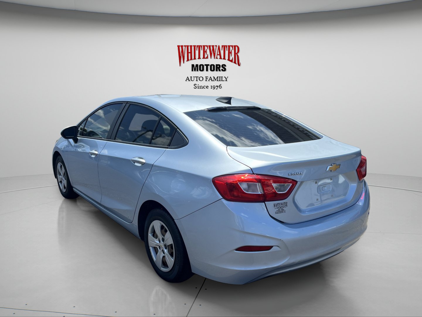 Used 2017 Chevrolet Cruze LS FWD image 7