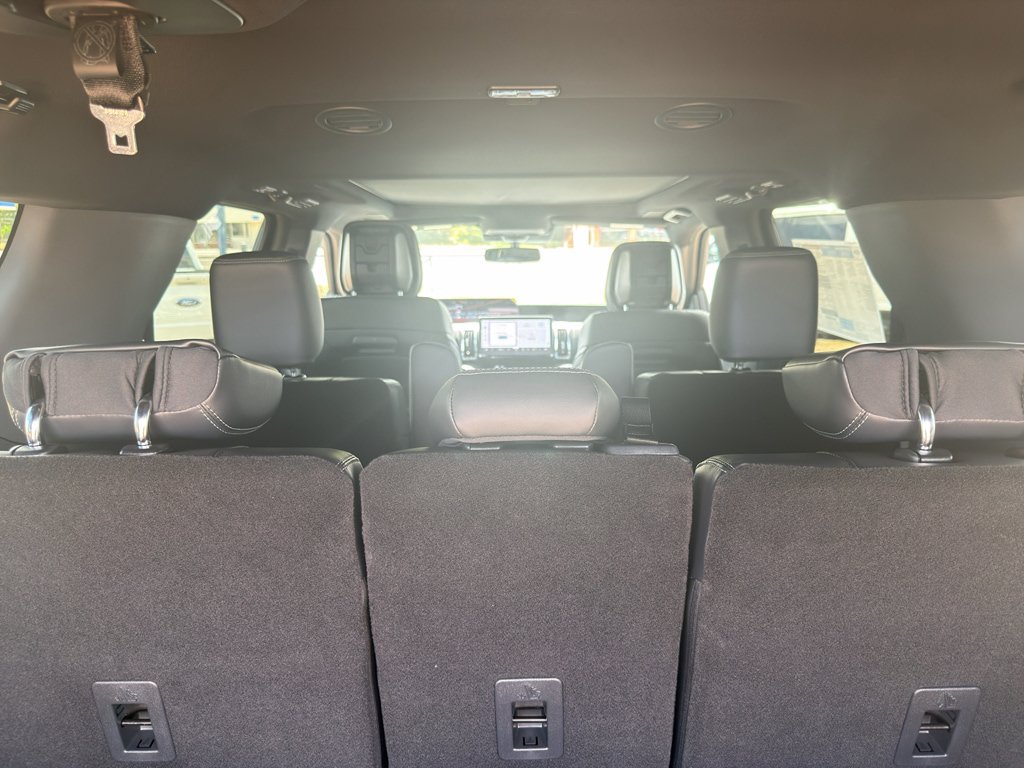 New 2027 Ford Expedition Max Platinum w/ Stealth Appearance Package AWD/4WD image 17