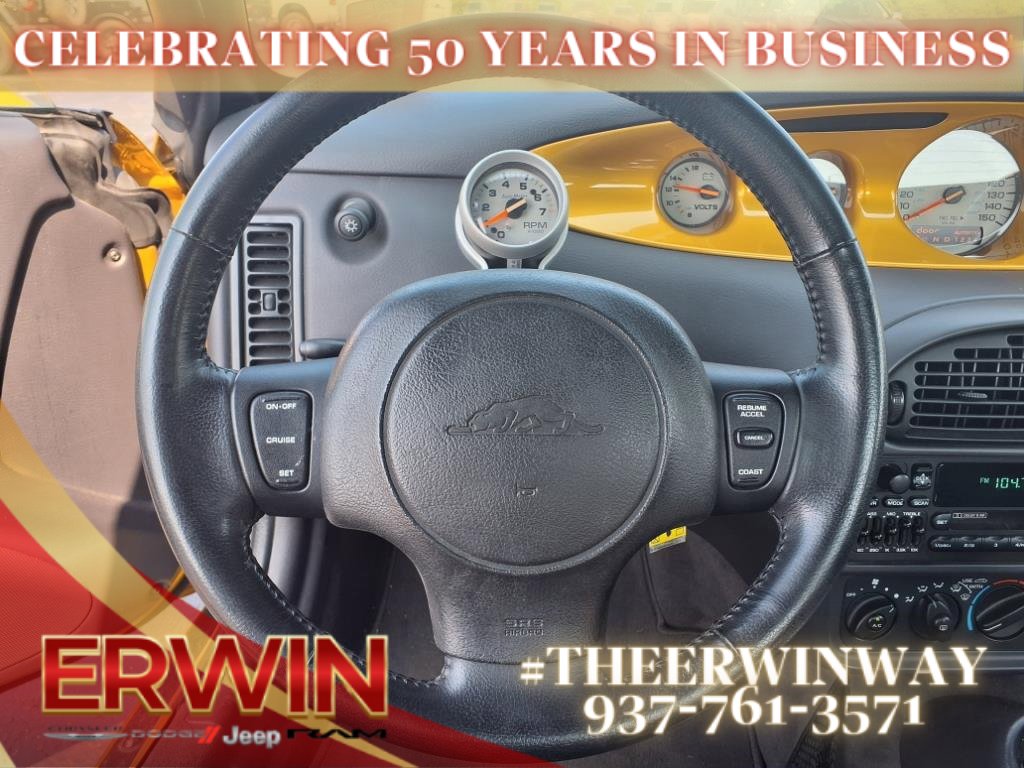 Used 2002 Chrysler Prowler image 24