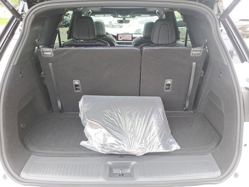 New 2026 INFINITI QX60 Sport w/ Dark Cargo Package image 21