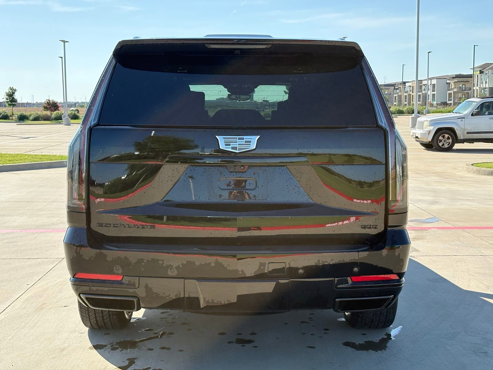 Used 2025 Cadillac Escalade Sport Platinum w/ LPO, Floor Liner Package AWD/4WD image 6
