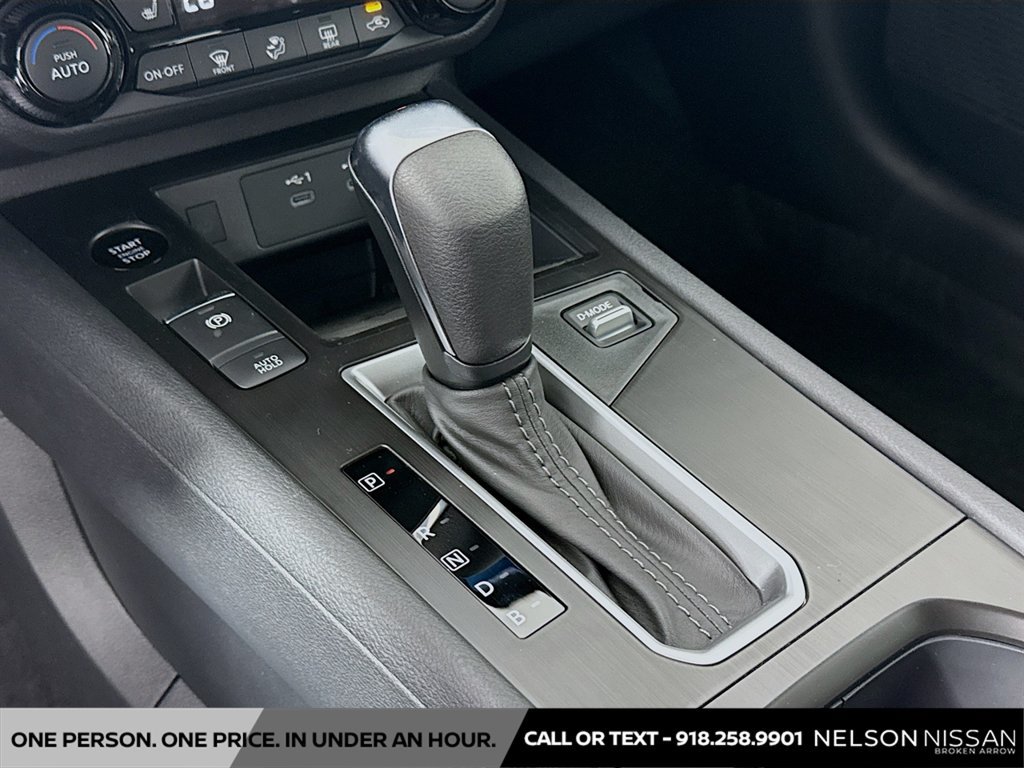 New 2026 Nissan Kicks SV w/ SV Premium Package FWD image 16