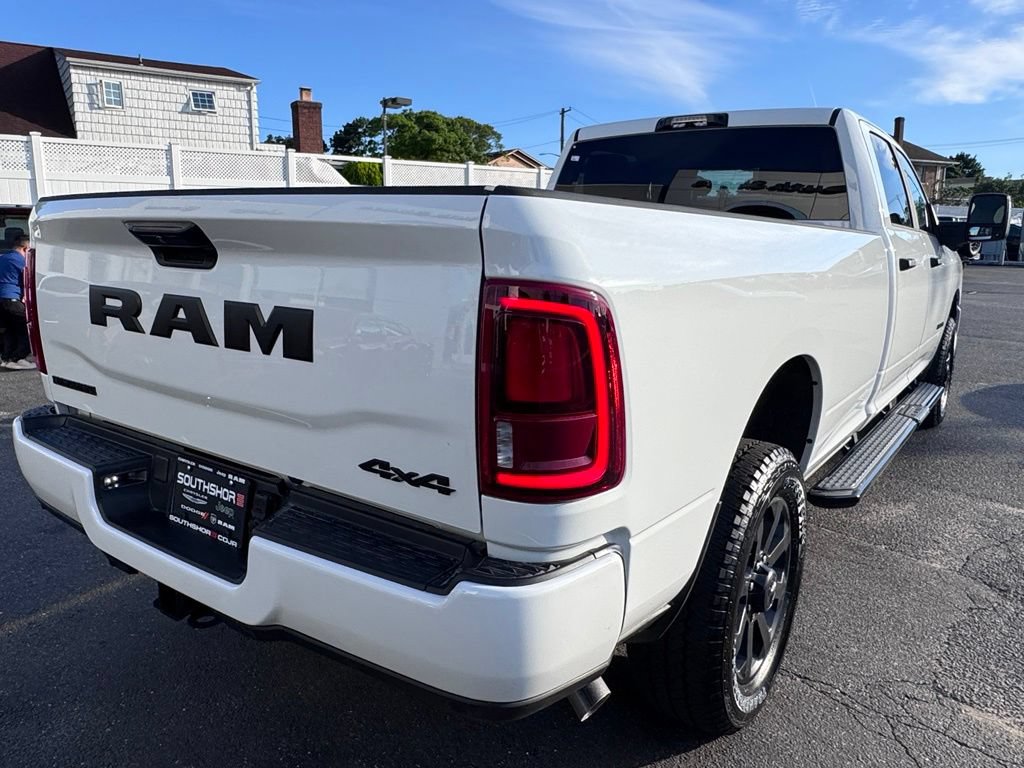 New 2026 RAM 2500 Big Horn AWD/4WD image 8