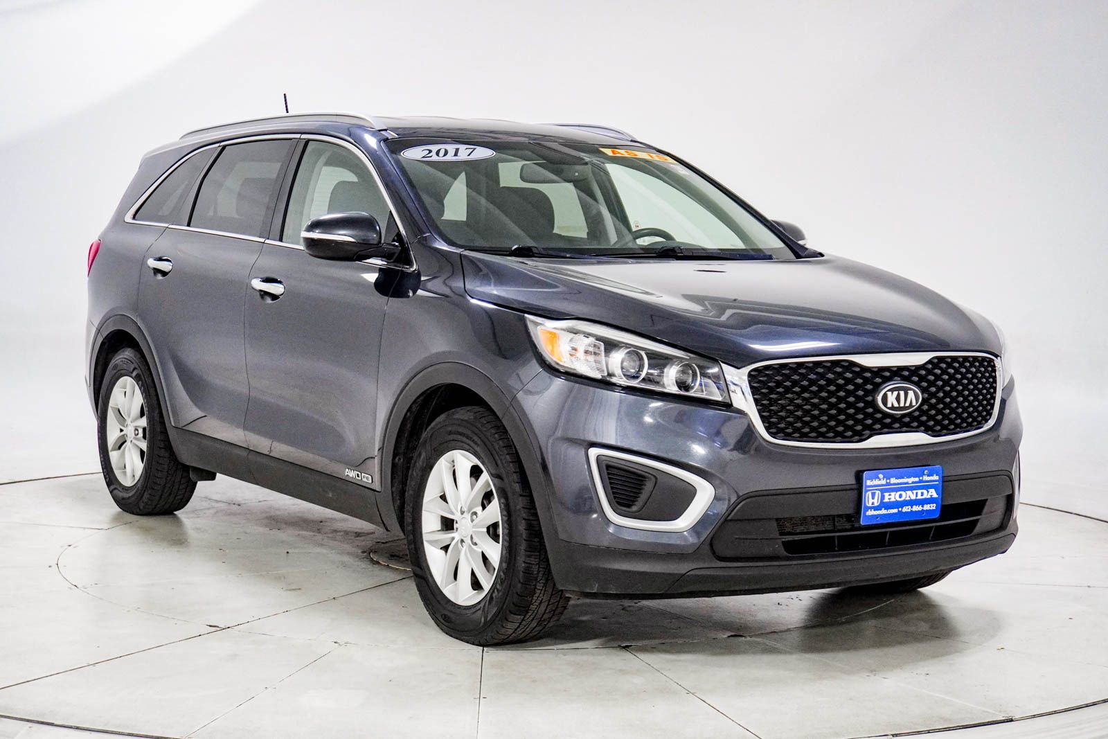 Used 2017 Kia Sorento AWD image 14