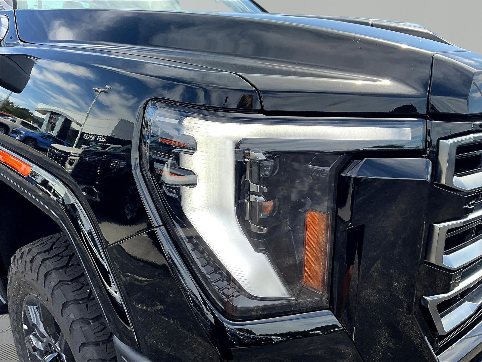 New 2026 GMC Sierra 3500 AT4 w/ AT4 Premium Plus Package AWD/4WD image 8
