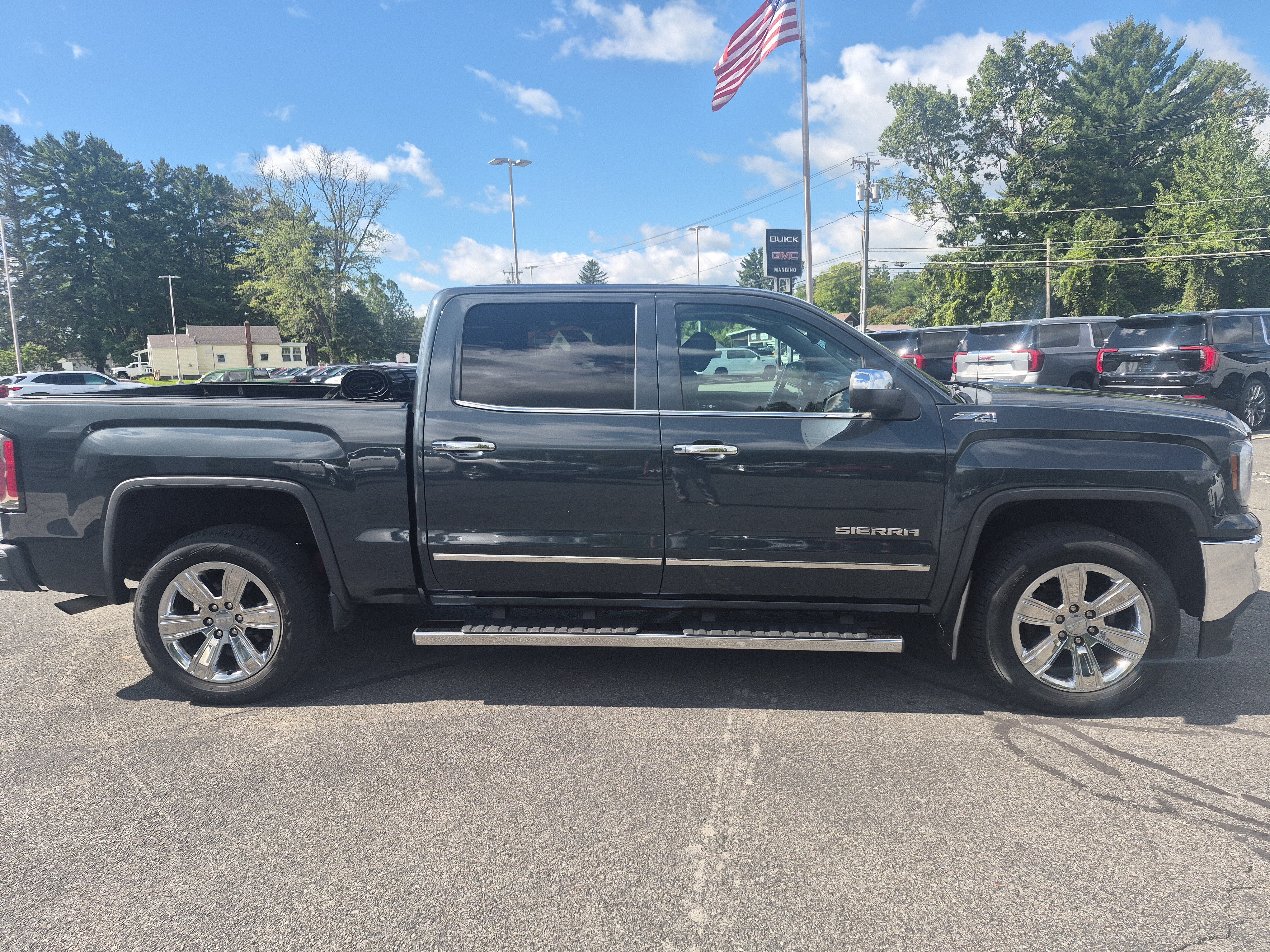 Used 2018 GMC Sierra 1500 SLT AWD/4WD image 6