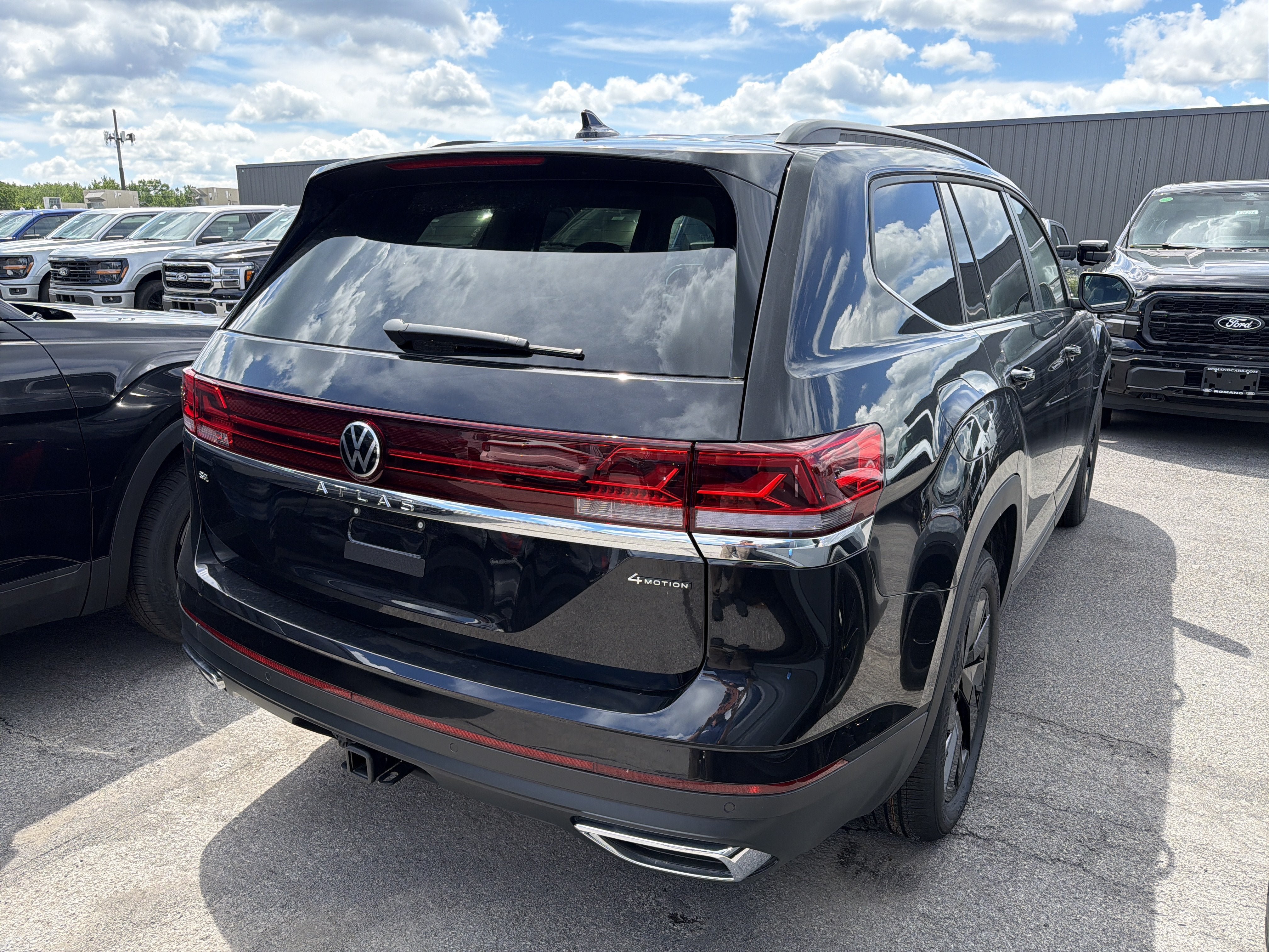 New 2026 Volkswagen Atlas SE AWD/4WD image 7