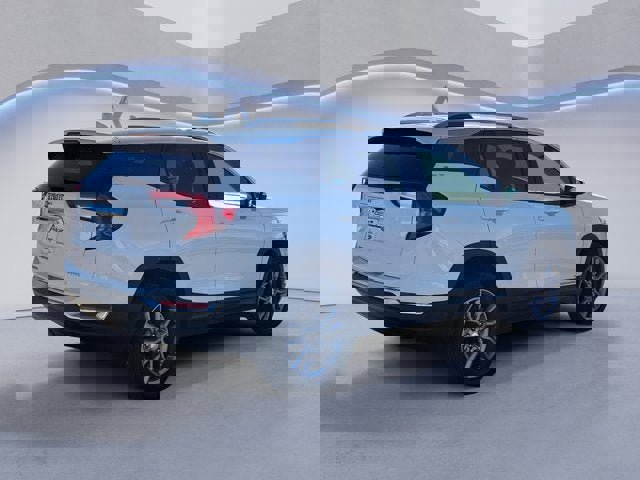 Used 2024 GMC Terrain SLT image 5