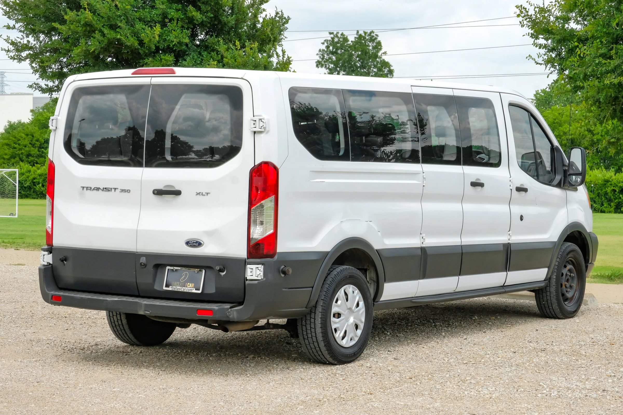 Used 2018 Ford Transit 350 XLT RWD image 9