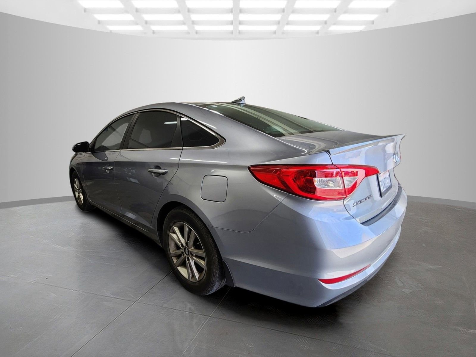 Used 2017 Hyundai Sonata SE image 5