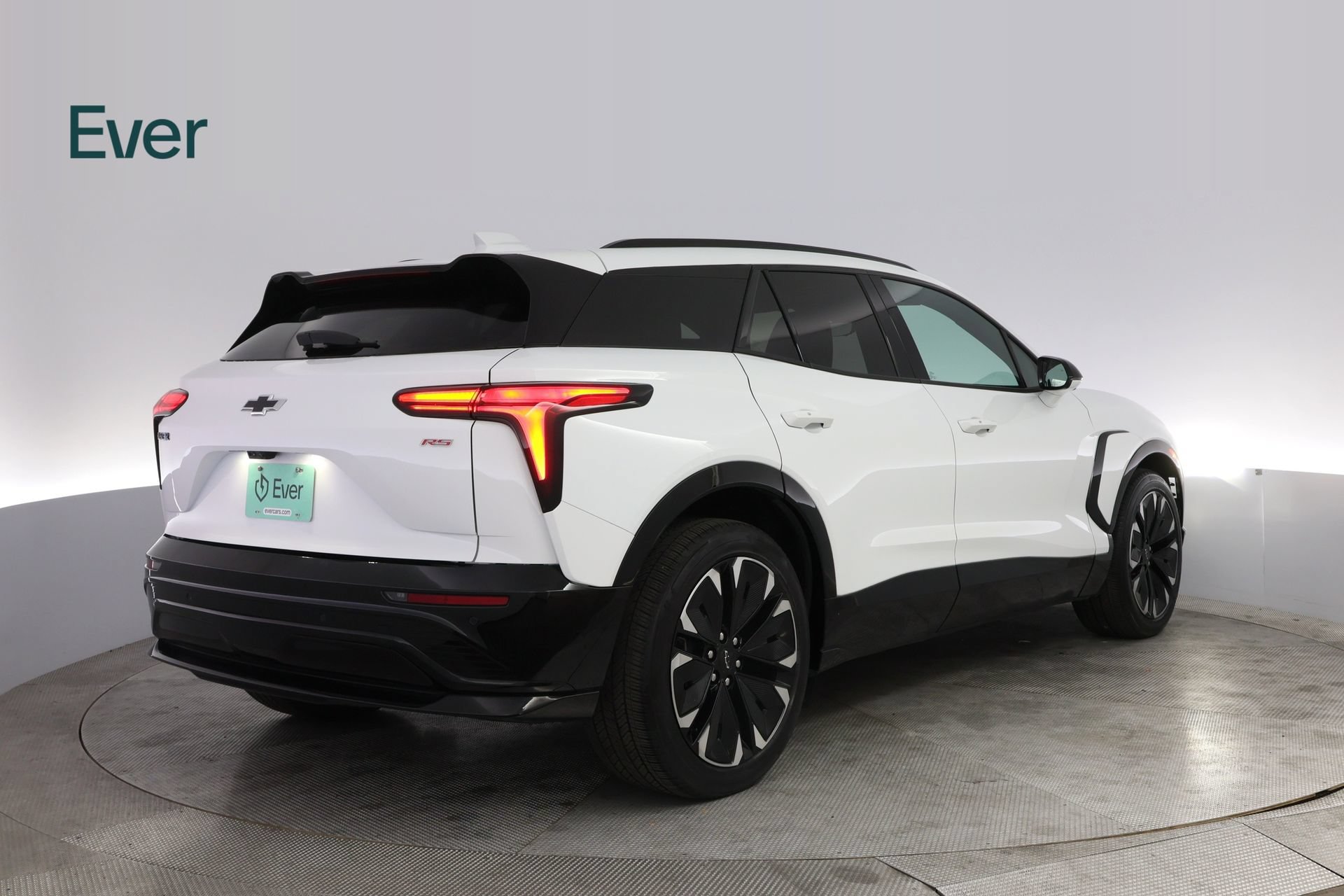 Used 2024 Chevrolet Blazer EV RS RWD image 3