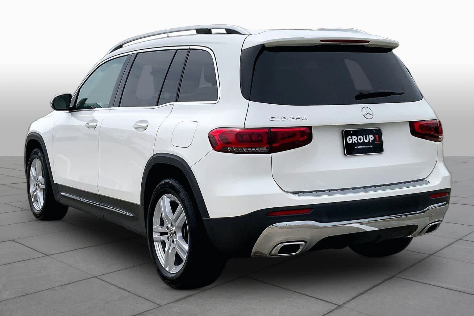 Used 2023 Mercedes-Benz GLB 250 image 12