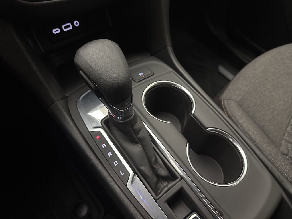 Used 2024 Chevrolet Equinox LT w/ LPO, Floor Liner Package FWD image 31