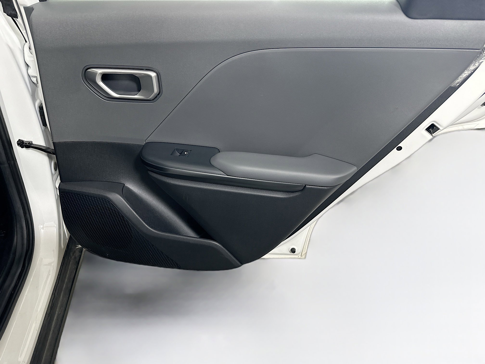 Used 2025 Kia K4 LXS image 28