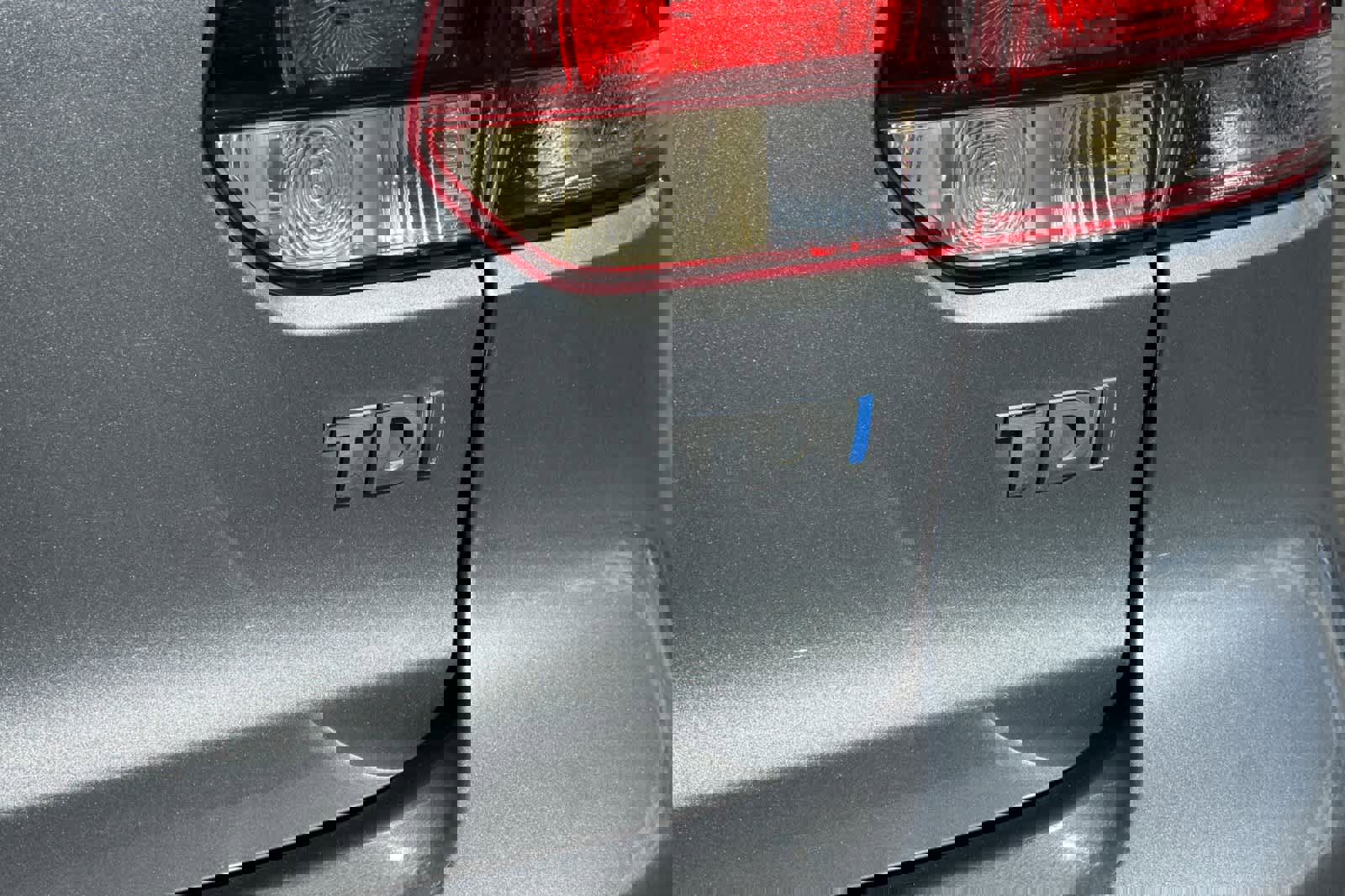 Used 2012 Volkswagen Golf TDI image 12