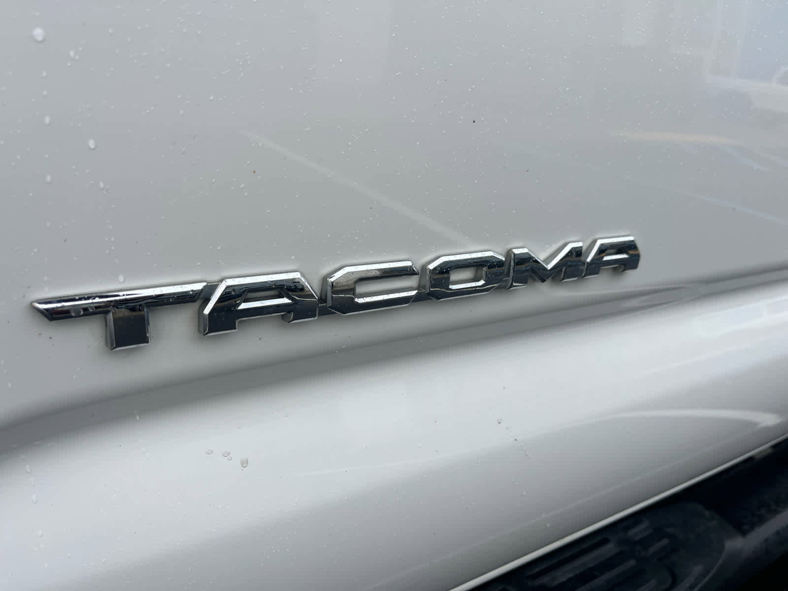Used 2020 Toyota Tacoma Limited image 50