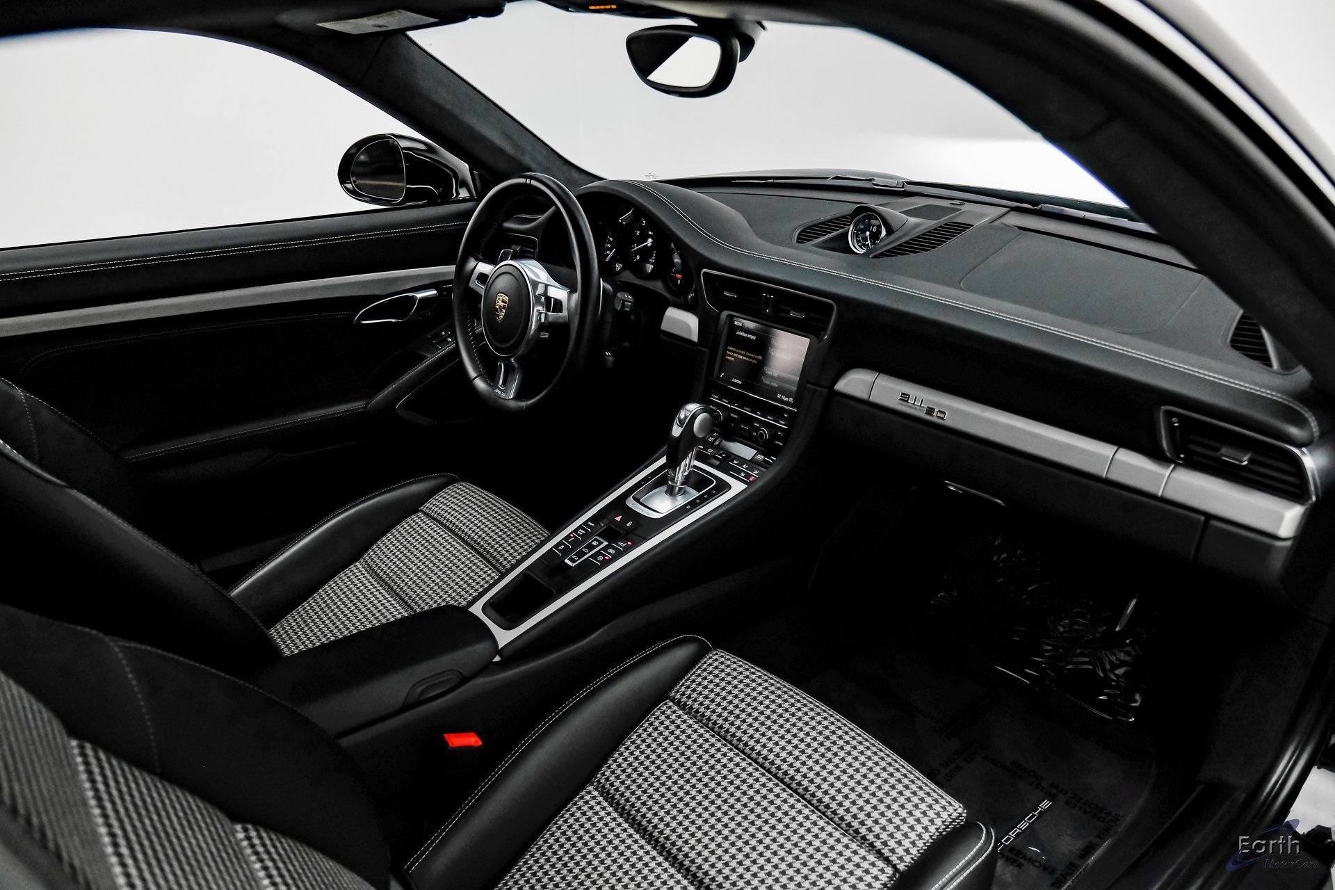 Used 2014 Porsche 911 50th Anniversary Edition image 44