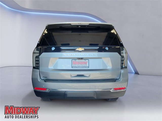 New 2025 Chevrolet Suburban LT w/ Advanced Technology Package image 4