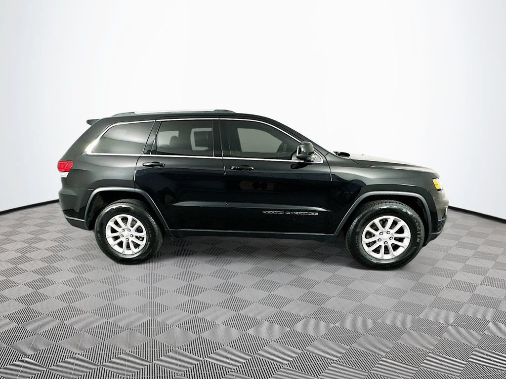 Certified 2021 Jeep Grand Cherokee Laredo w/ Security & Convenience Group AWD/4WD image 13