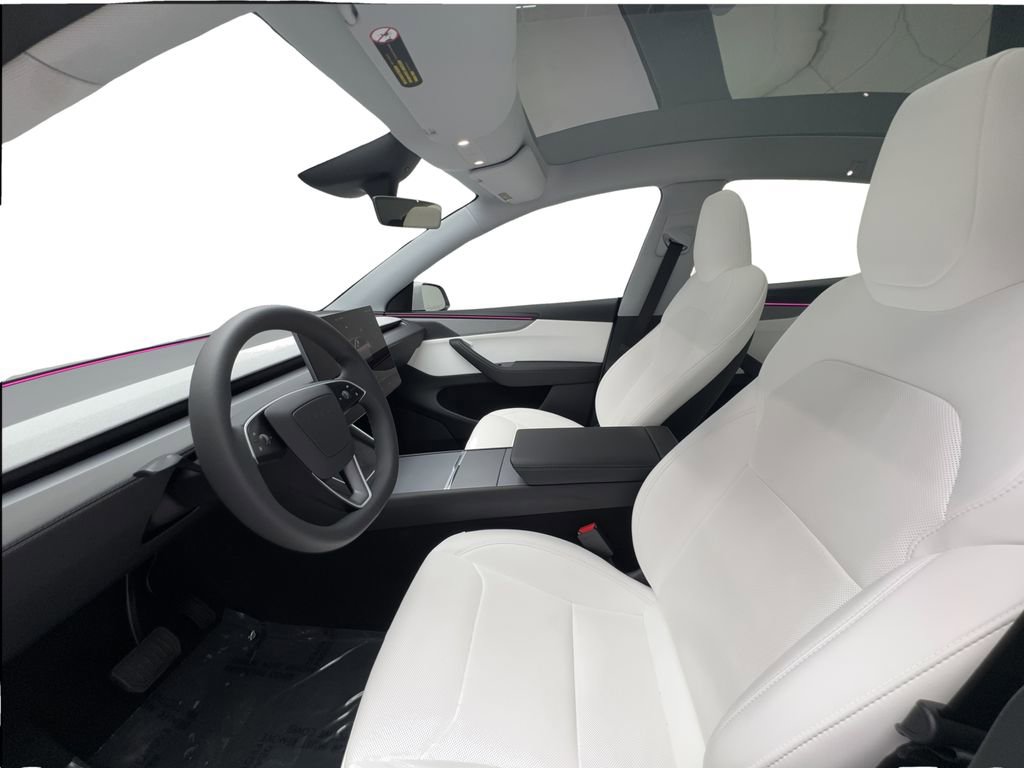 Used 2026 Tesla Model Y 2WD image 18