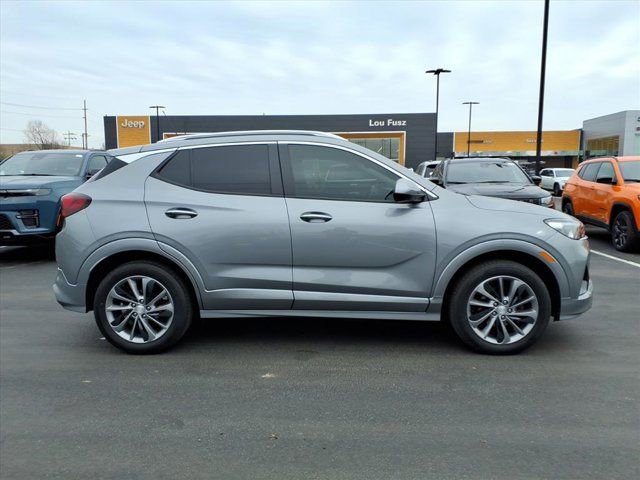 Used 2023 Buick Encore GX Select w/ Sport Touring Package image 27