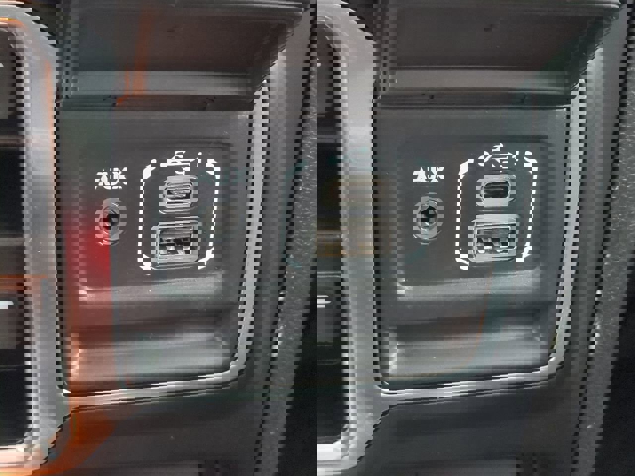 Certified 2024 Jeep Wrangler Willys image 21