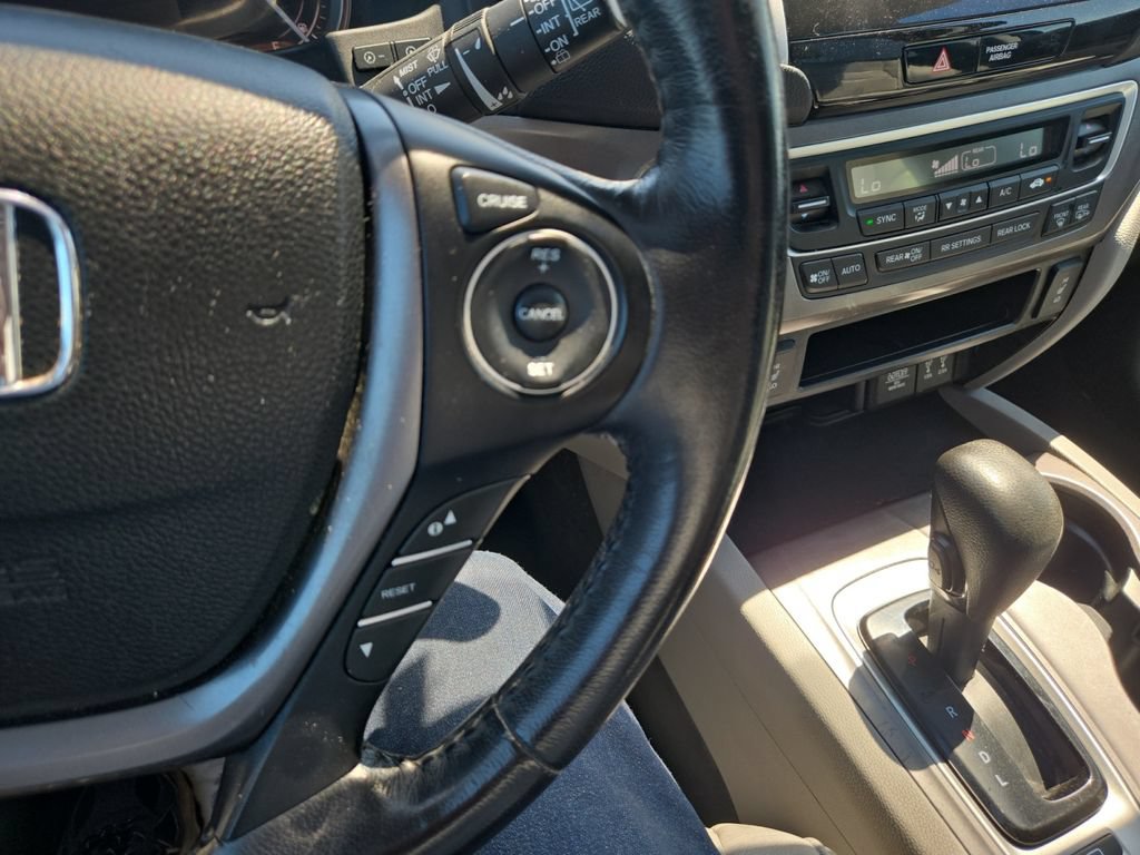 Used 2016 Honda Pilot EX-L image 17