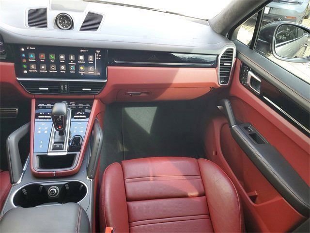 Certified 2023 Porsche Cayenne Turbo image 40