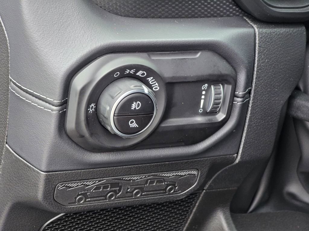 New 2025 Jeep Gladiator Rubicon image 33