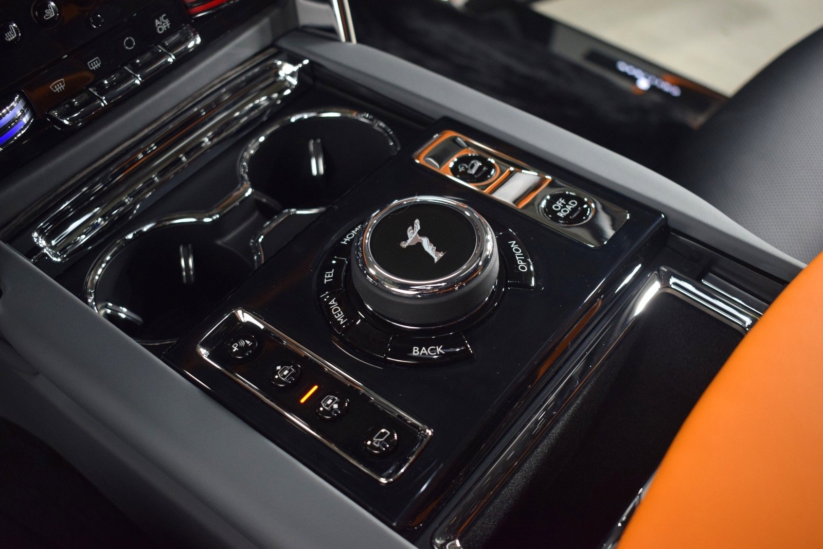 New 2026 Rolls-Royce Cullinan image 37