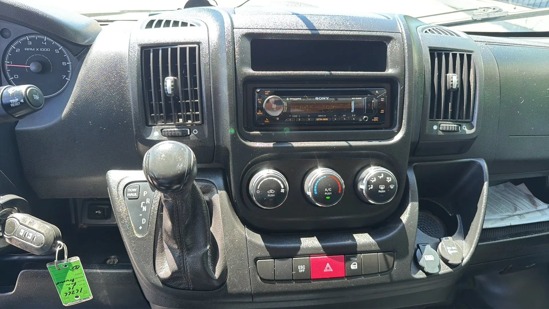Used 2016 RAM ProMaster 2500 w/ Interior Convenience Group FWD image 10
